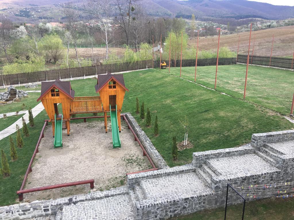 Pensiunea Amurg Mesesenii de Sus Exterior photo